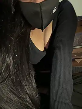 Cutedesigirl online show from February 16, 2026, 6:45 am