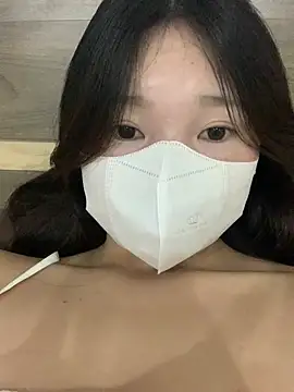 Rin-yiyi online show from March 3, 2026, 3:30 pm