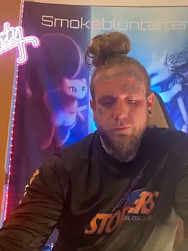 Smokebluntafterblunt online show from March 20, 2026, 1:50 am