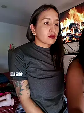 Paola andrade online show from February 17, 2026, 2:03 pm