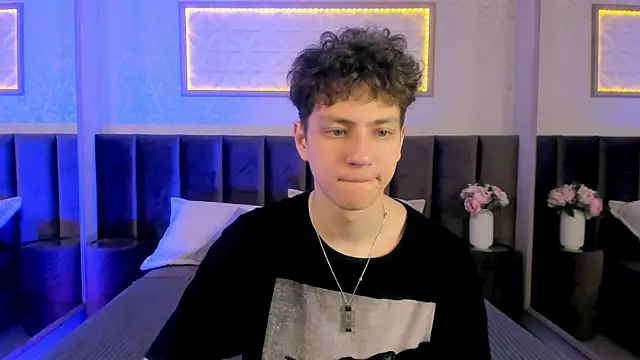 StefanBev online show from February 26, 2026, 7:25 pm