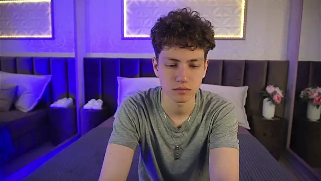 StefanBev online show from April 2, 2026, 7:53 pm