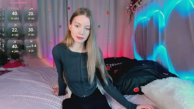 lada2k4 online show from April 13, 2026, 5:44 am