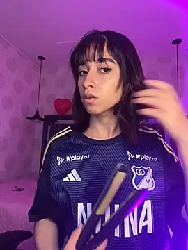 alahia pink online show from February 25, 2026, 4:01 am