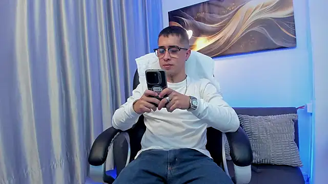 Tommas Jhonson online show from April 2, 2026, 4:08 am