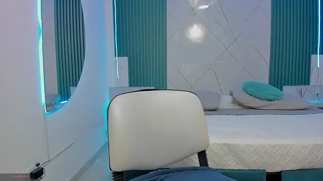 Shantall-blue online show from February 11, 2026, 7:58 pm