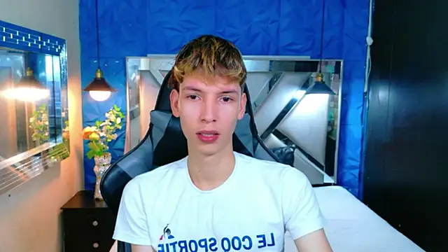 Snapshot of Liam_Green1 chatting on March 2, 2026, 3:52 pm Liam Green1 online show from March 2, 2026, 3:52 pm