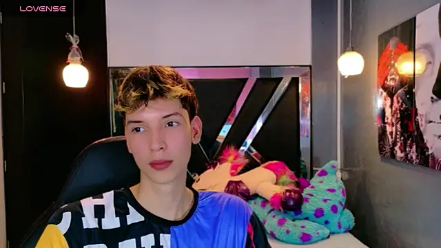 Snapshot of Liam_Green1 chatting on March 4, 2026, 6:59 pm Liam Green1 online show from March 4, 2026, 6:59 pm