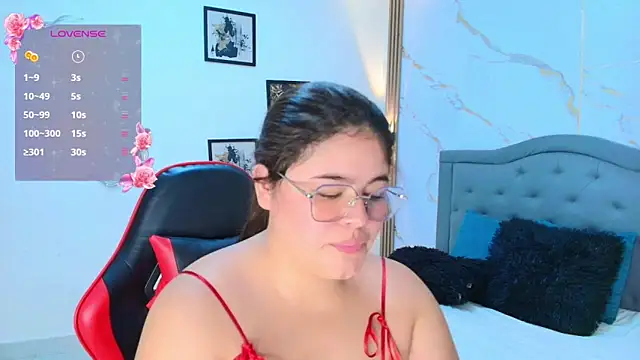 Nina rouge77 online show from February 23, 2026, 12:06 pm