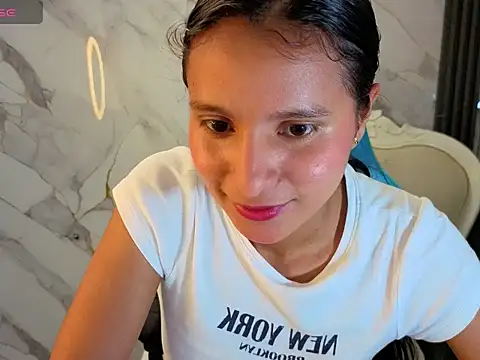 Snapshot of Cataleya23_a chatting on April 24, 2026, 10:23 pm Cataleya23 a online show from April 24, 2026, 10:23 pm