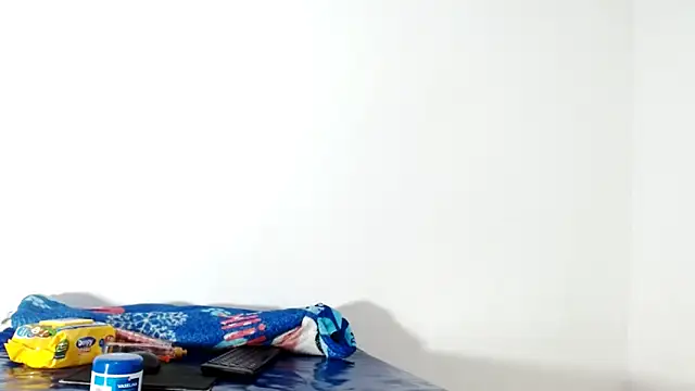 valeryskinnyvagi online show from March 3, 2026, 3:52 pm