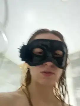 seluna baby online show from March 6, 2026, 8:15 pm