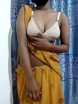 Cute Queen Noor online show from February 8, 2026, 7:11 pm