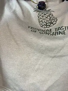 Nanda vixen  online show from April 2, 2026, 12:51 am