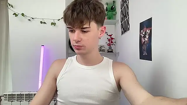 YourMilkyGuy online show from May 19, 2026, 12:01 pm