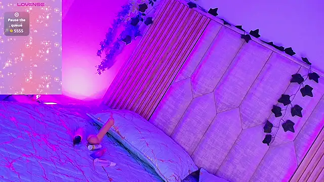 Ariana Castillo   online show from March 5, 2026, 1:08 pm