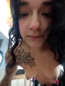 Fit valkiria online show from March 29, 2026, 12:45 am