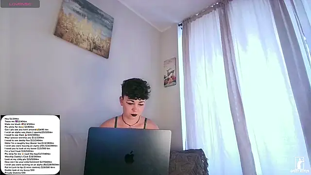 Snapshot of kittyfitty29 chatting on February 20, 2026, 8:11 pm kittyfitty29 online show from February 20, 2026, 8:11 pm