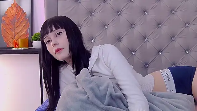 AmeliaSoft online show from April 18, 2026, 7:07 pm