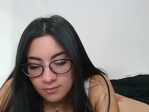 Snapshot of Agusgold22 chatting on April 10, 2026, 1:18 pm Agusgold22 online show from April 10, 2026, 1:18 pm