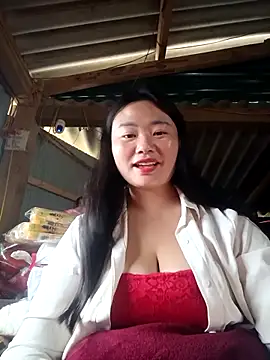 lisn-cute online show from April 2, 2026, 1:46 am