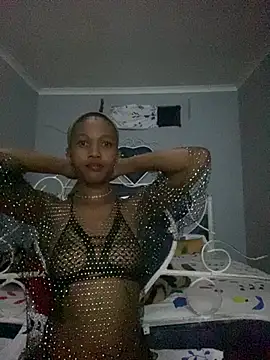 kentrella04 online show from February 16, 2026, 3:43 pm