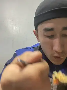 Snapshot of baron5008 chatting on March 17, 2026, 12:30 pm baron5008 online show from March 17, 2026, 12:30 pm