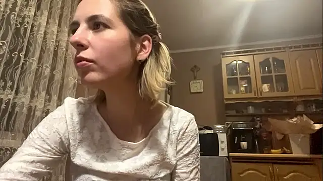 CharmingBlonde online show from February 17, 2026, 6:27 pm