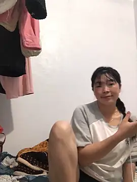 cuty lusy online show from May 18, 2026, 11:53 pm