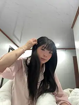 cuty lusy online show from February 27, 2026, 11:26 pm