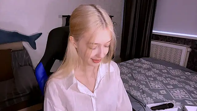 TaliCaan online show from April 3, 2026, 11:05 am