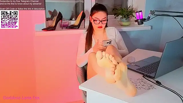 Snapshot of GoddessLanaFox chatting on March 4, 2026, 7:10 pm GoddessLanaFox online show from March 4, 2026, 7:10 pm