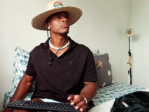 Snapshot of Lebron_black_ chatting on March 3, 2026, 5:09 pm Lebron black online show from March 3, 2026, 5:09 pm