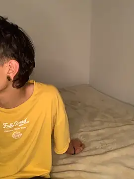 Damn  Love online show from February 25, 2026, 5:40 am