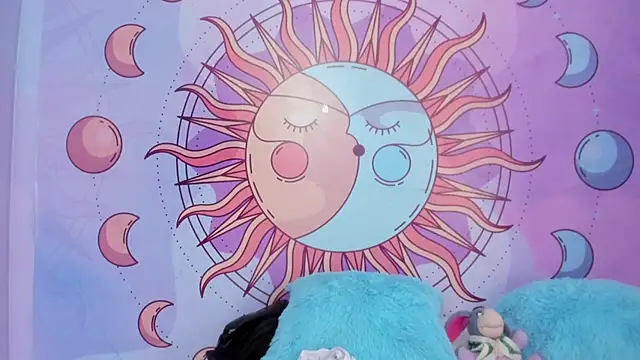 evelin 24  online show from February 13, 2026, 3:01 pm