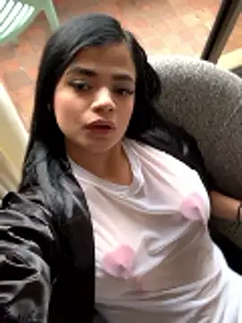 Alessia Gold online show from April 20, 2026, 10:00 pm