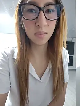 Sara Love 1 online show from May 16, 2026, 2:10 am