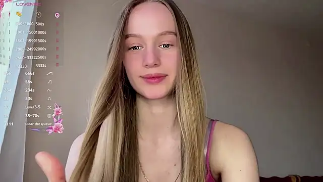Snapshot of Viktoria_Vibes chatting on March 21, 2026, 3:27 pm Viktoria Vibes online show from March 21, 2026, 3:27 pm