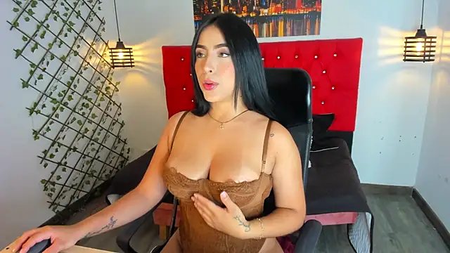 Snapshot of Jessica_bellini chatting on May 23, 2026, 4:44 am Jessica bellini online show from May 23, 2026, 4:44 am