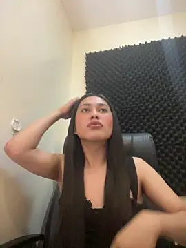 Snapshot of goddess_athena69 chatting on June 2, 2026, 2:33 am goddess athena69 online show from June 2, 2026, 2:33 am
