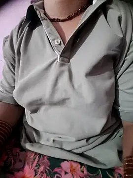 Seductive pooja online show from March 14, 2026, 5:52 pm