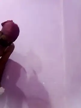 Malee S online show from April 4, 2026, 5:47 am