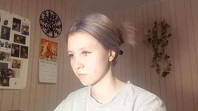 RunawayBr1de online show from February 27, 2026, 3:12 pm