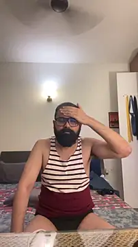 beerboy2222 online show from May 1, 2026, 8:03 pm