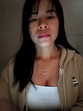 Minak-xika online show from February 10, 2026, 1:04 am