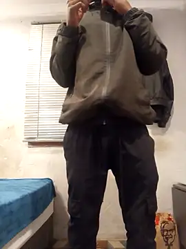 ZEEGOON online show from March 4, 2026, 9:22 pm