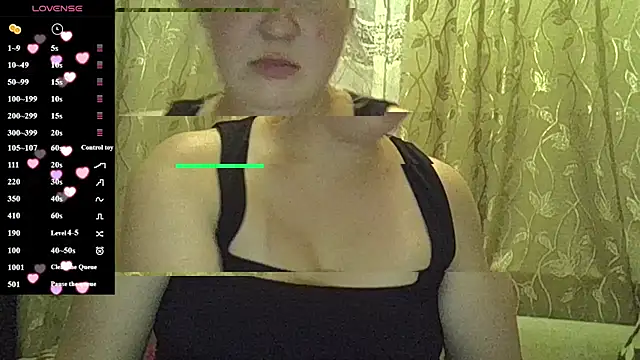 Snapshot of CurvyWild_Lady30 chatting on July 25, 2026, 8:15 pm CurvyWild Lady30 online show from July 25, 2026, 8:15 pm