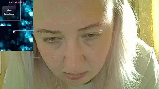 Snapshot of CurvyWild_Lady30 chatting on June 12, 2026, 10:13 am CurvyWild Lady30 online show from June 12, 2026, 10:13 am