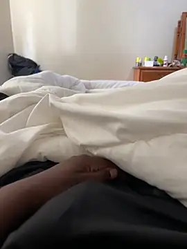 Snapshot of DadieDiq chatting on March 8, 2026, 9:45 am DadieDiq online show from March 8, 2026, 9:45 am