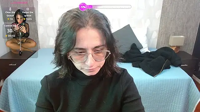 Snapshot of lincebdsm chatting on February 2, 2026, 8:19 pm lincebdsm online show from February 2, 2026, 8:19 pm